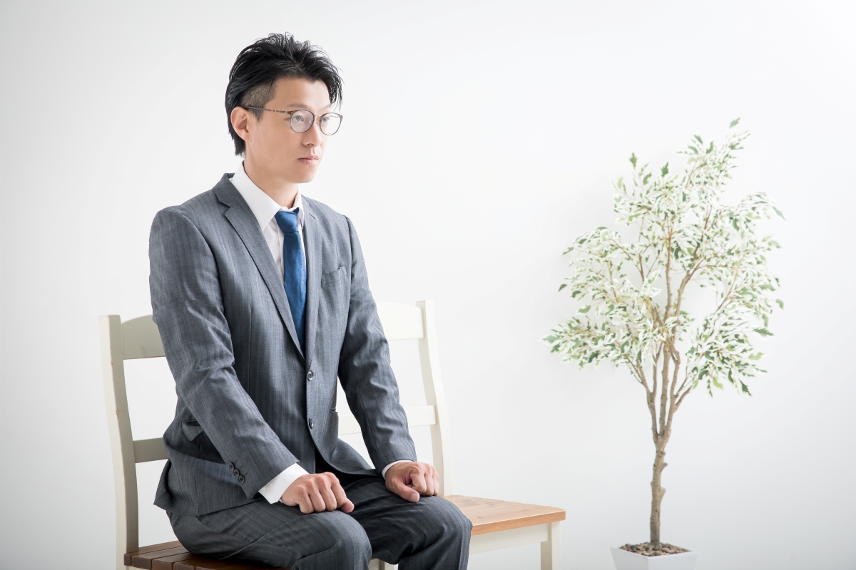 応募者面接で「やる気」を見せている